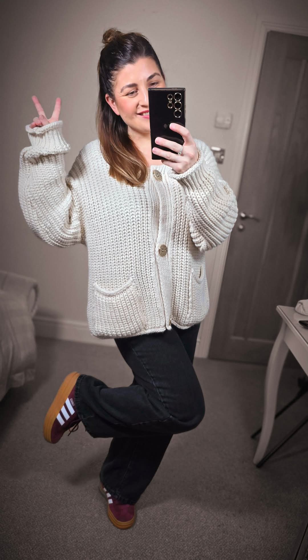 MILEY Chunky Knit Cardigan