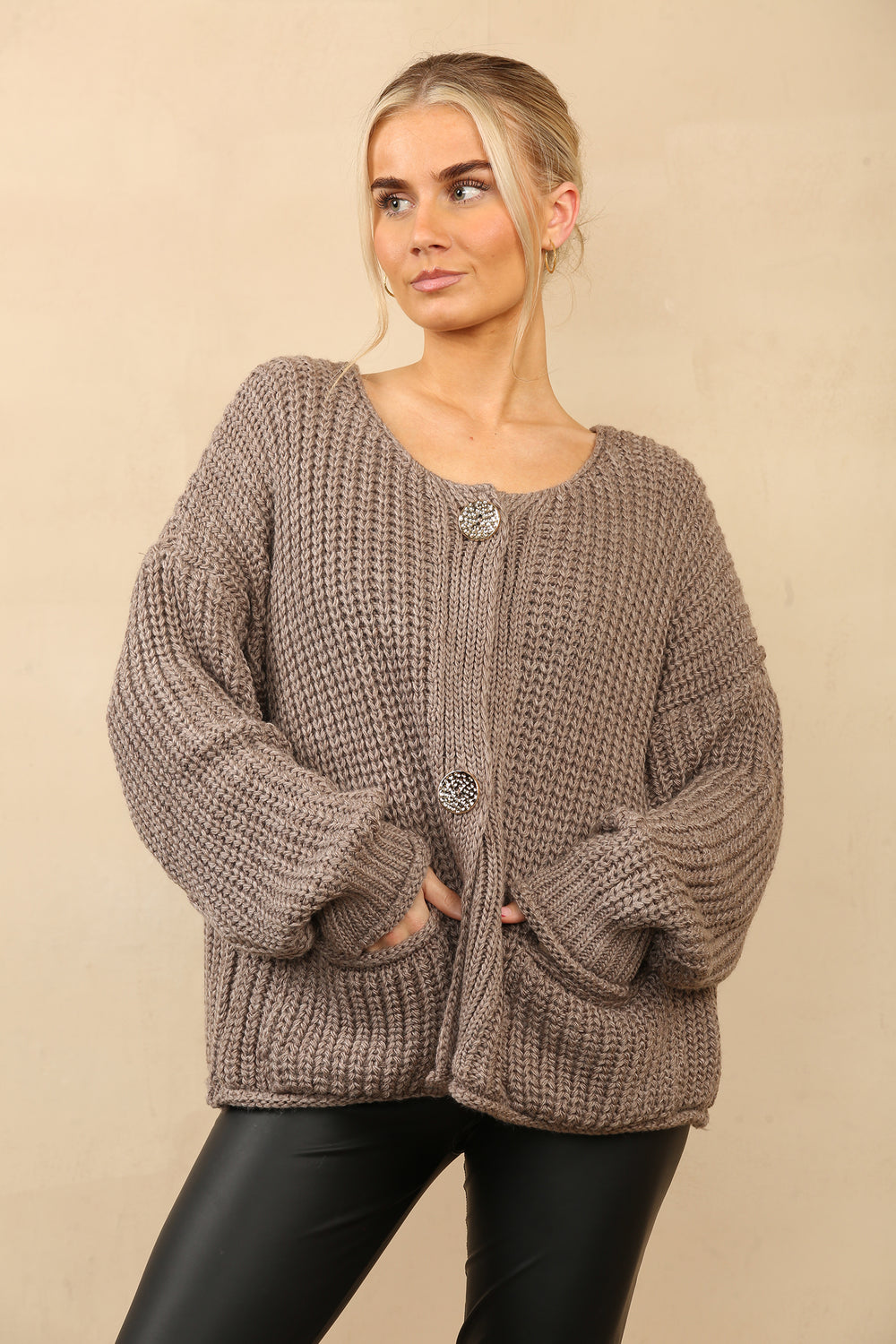 MILEY Chunky Knit Cardigan