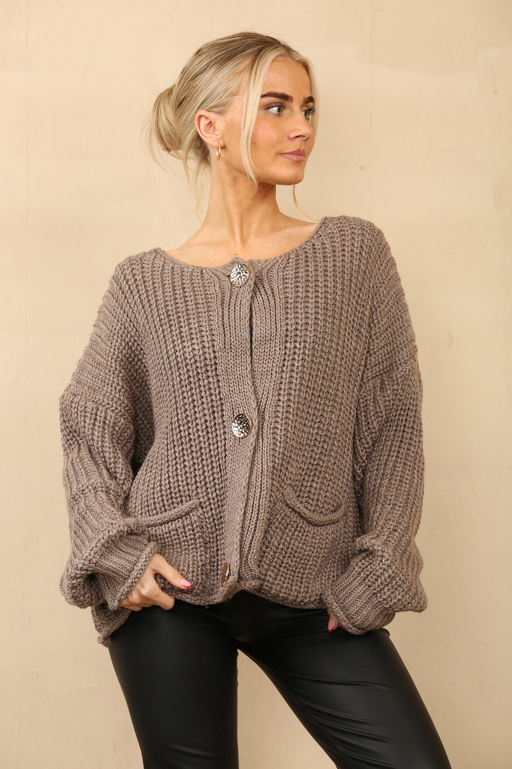 MILEY Chunky Knit Cardigan