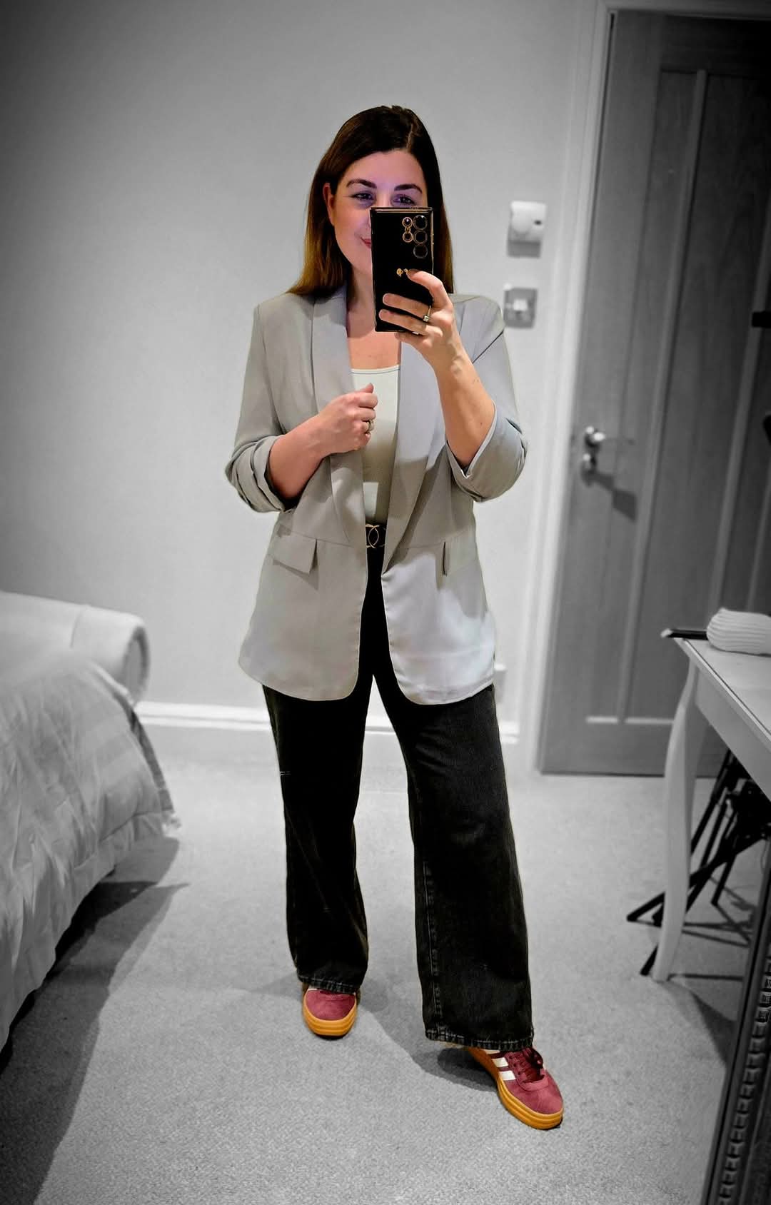 INDIE 3/4 Rouched Sleeve Blazer