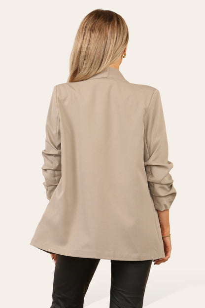 INDIE 3/4 Rouched Sleeve Blazer