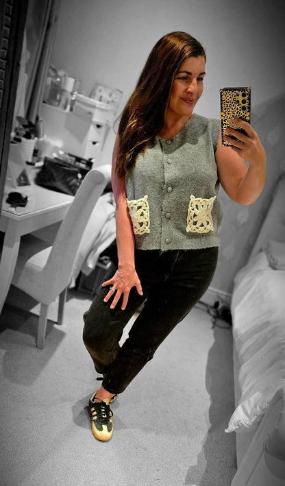 DOTTY Crochet Pocket Knit