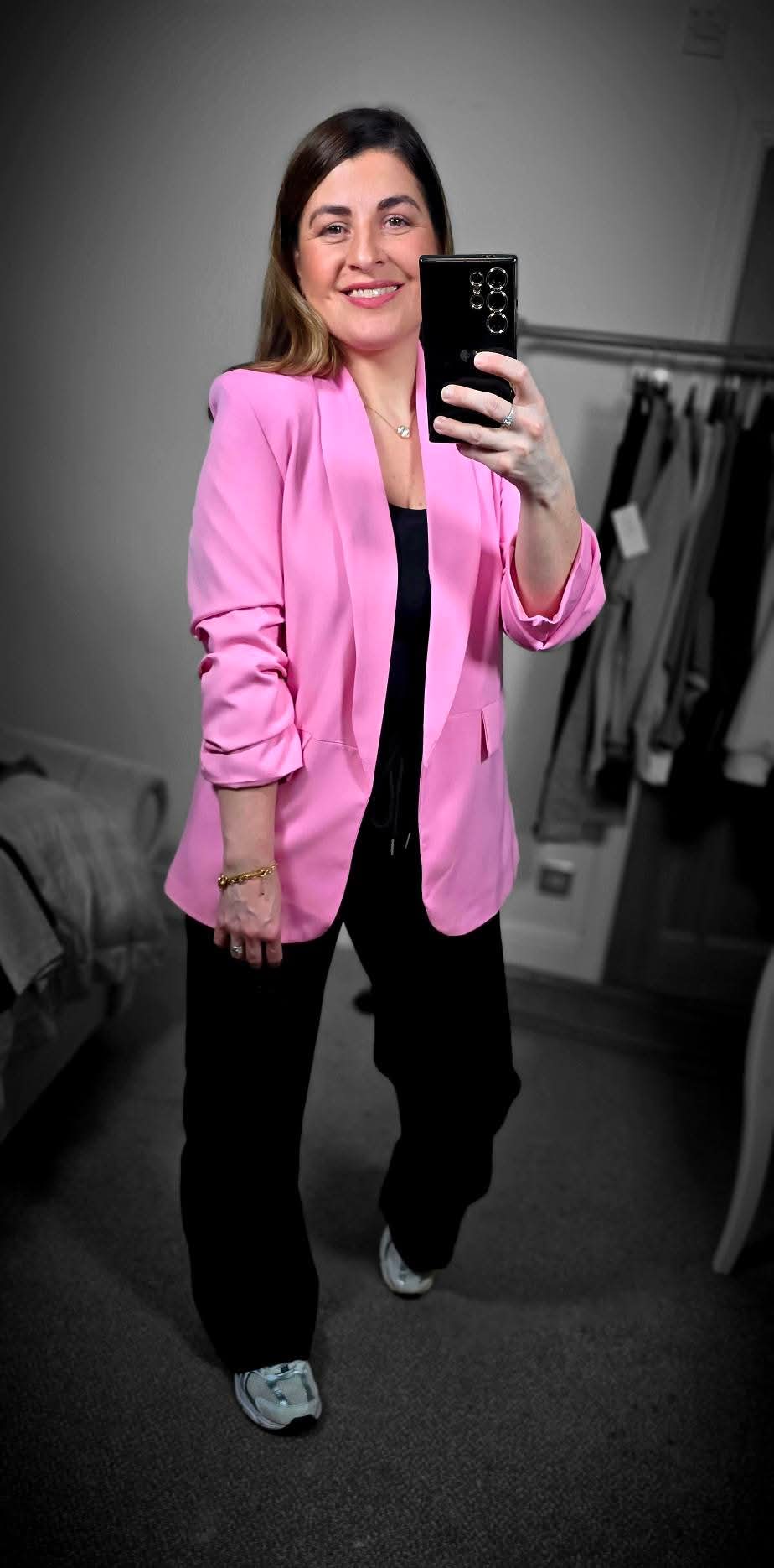 INDIE 3/4 Rouched Sleeve Blazer